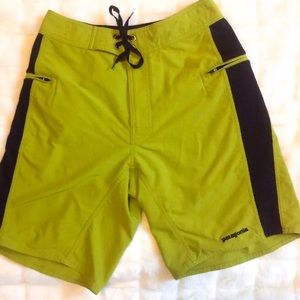 Patagonia Board Shorts Green Swim Trunks Size 28